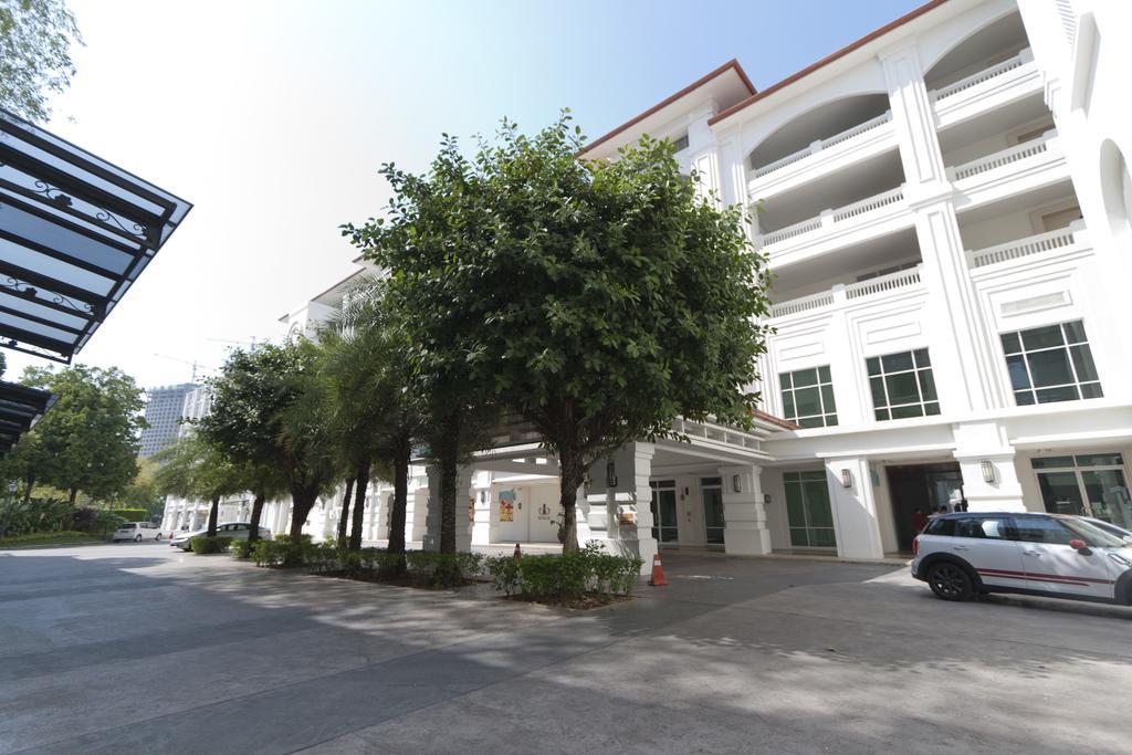 Profolio @ Straits Quay Aparthotel Tanjung Tokong Exteriör bild