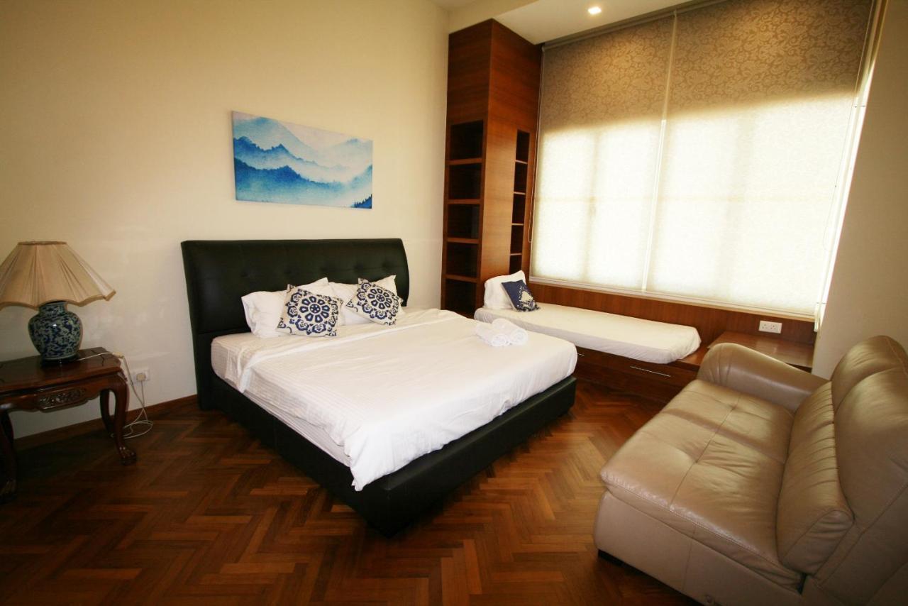 Profolio @ Straits Quay Aparthotel Tanjung Tokong Exteriör bild